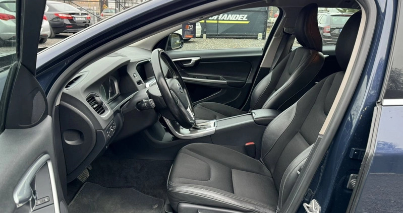 Volvo V60 cena 72900 przebieg: 191500, rok produkcji 2015 z Koszalin małe 407